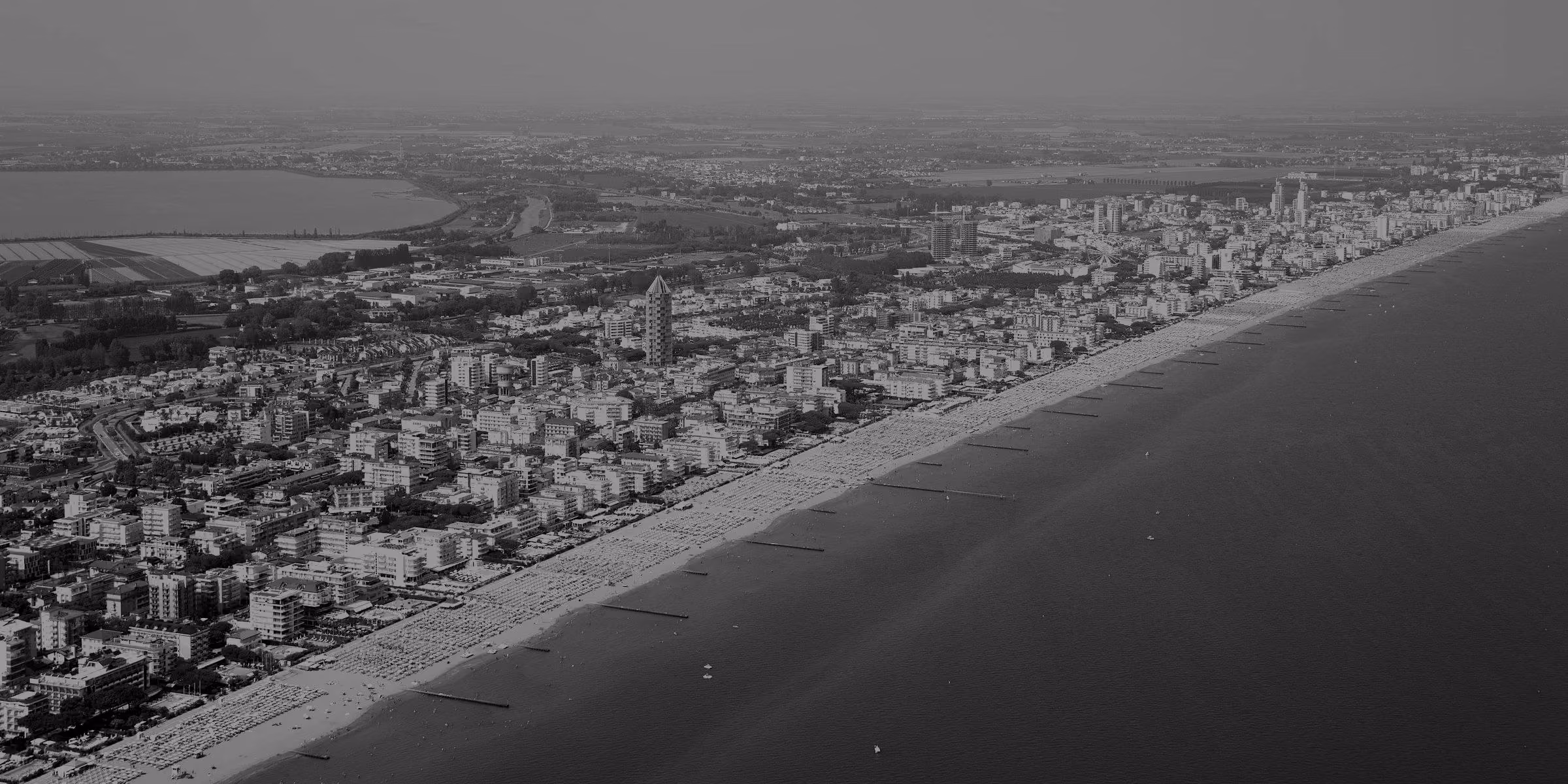 Aerial image of Lido di Jesolo (view from the southwest).